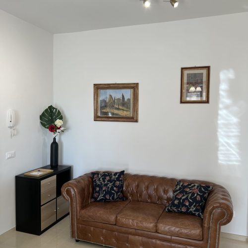 A6FD1166-4BEF-4A85-B4F4-6484799CF34B